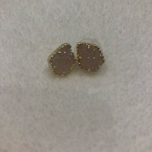 Kendra Scott Jewelry - kendra scott earrings Kendra Scott Jewelry - kendra scott earrings